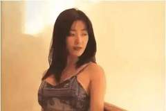 一辈子演了两部三级片，至今仍是“亚洲第一美胸”，其中一部是《金瓶梅》