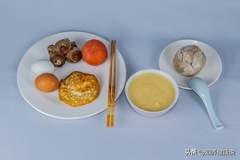 早上吃鸡蛋时，尽量别和这3种食物一起吃，别拿健康开玩笑