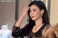46岁张柏芝北京生图出圈，顶级骨相惊艳全网，自然抗老还是医美加持？