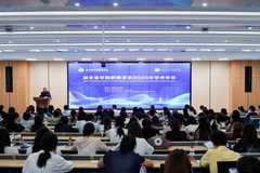 别再追着宝宝喂水！“带娃”有了全国性团体标准