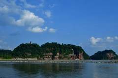 走近乐山大佛,收获一场心灵的宁静之旅