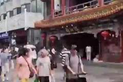 租辆车去远方！暑期租车订单增长近六成，房车露营火了
