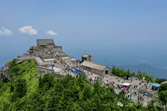 关于南岳衡山祝融峰景点实行临时管制的公告