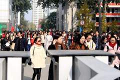 教师过剩200万:铁饭碗的第一个裂口