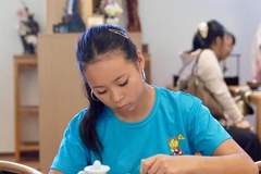 12国华裔青少年海南沉浸式体验宋代点茶,感受中国茶文化魅力