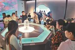 13万人次打卡，“熔金择粹”深圳水贝黄金艺术展成暑期顶流