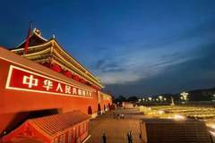 老胡带娃预约天安门城楼免票参观,耗时一小时才过关安检