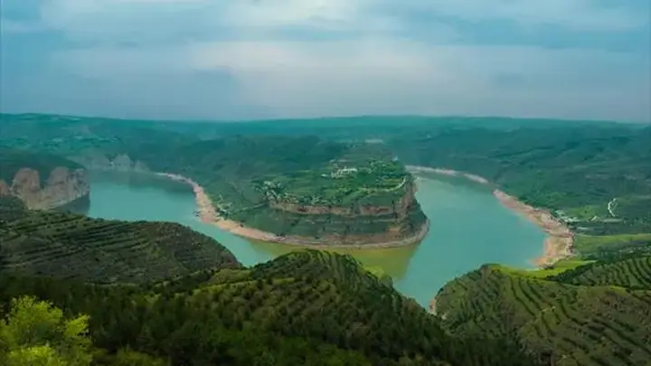 邂逅偏关老牛湾的千年风骨与山河诗意