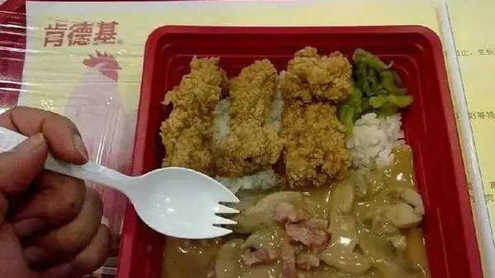 肯德基被遗忘的经典美味:那些彻底消失的菜单回忆