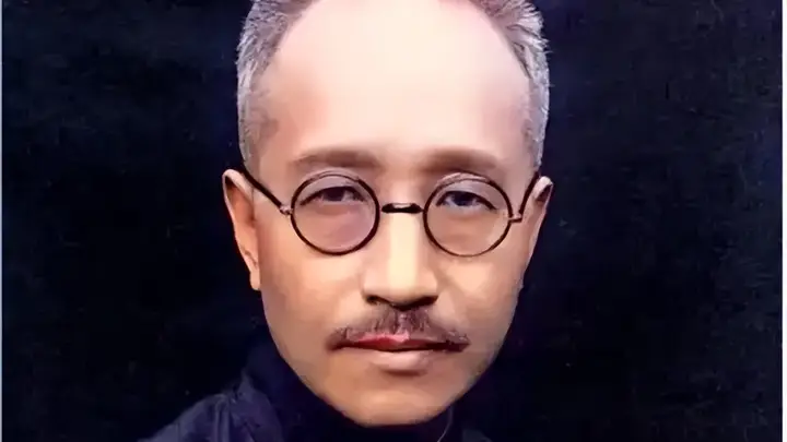 尼克松一句赞美让女翻译脸红,周恩来听后开怀大笑