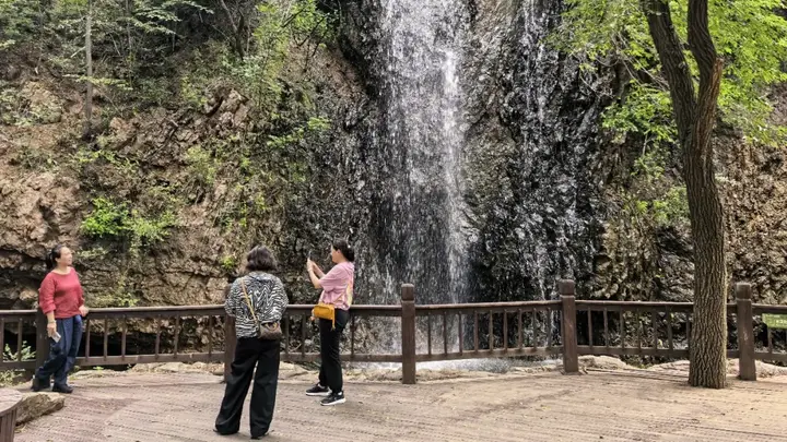 山野寻清凉 北普陀山成市民天然休闲纳凉点