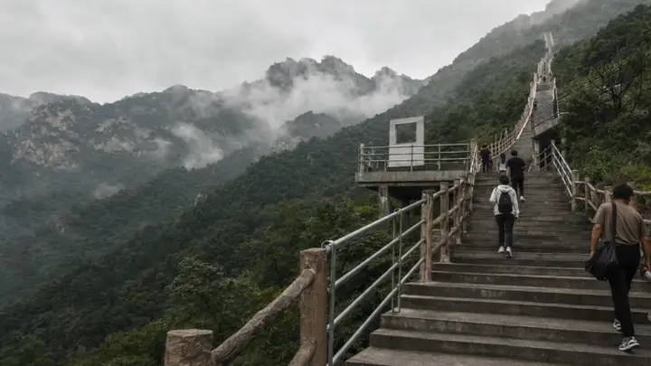 中国的山，快被景区修坏了