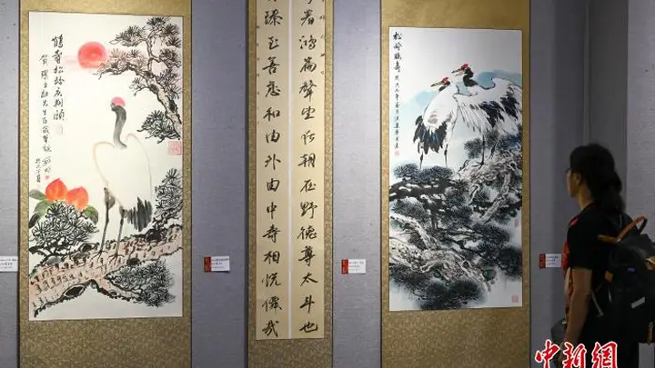 “追寻”云南百岁学人张文勋 百余幅翰墨昆明贺寿