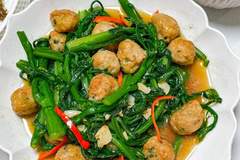 钾含量是香蕉18倍!三道家常下饭菜,养肝强腿适合中老年人