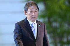 原创访日游客大幅缩水,日本歧视政策苦果自偿,茂木敏充呼吁对话,中方态度坚决!