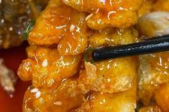 糖醋松鼠鱼——酸酸甜甜，一口咬下全是幸福！