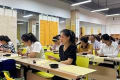 湖北咸安:社区夜校点亮居民精神文化生活
