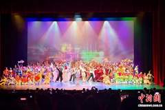 舞剧《霓采华韵》香港上演 非遗技艺焕发时尚新活力