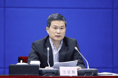 陆家嘴论坛发言引热议：方星海力挺量化投资遭刘纪鹏批评，两种市场哲学正面碰撞