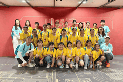 跨越山海，沉浸式触摸“科技温度” ——“故宫小书包”学子探访故宫乾隆花园光影展