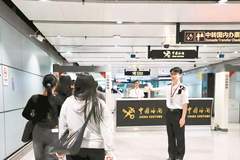 昆明机场暑期跨境游火爆 前7月进出境旅客超237万次