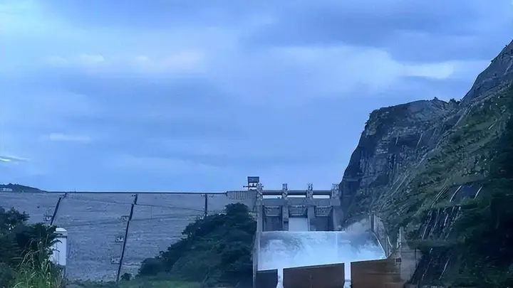 板桥水库溃坝：24万人一夜消逝，尘封28年，真相远比天灾残酷