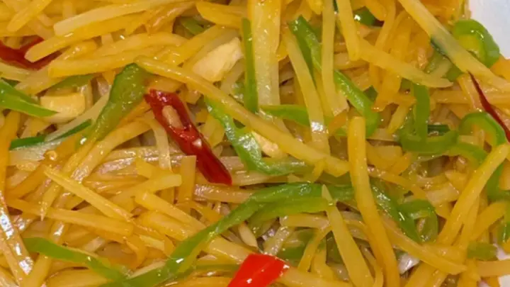 酸辣土豆丝:家常快手小炒,层次丰富一口入魂