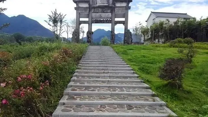 泾县九峰古道古井旁出土乾隆年间天妃宫石碑 妈祖诞辰日巧合见证内陆王氏海洋信仰联结