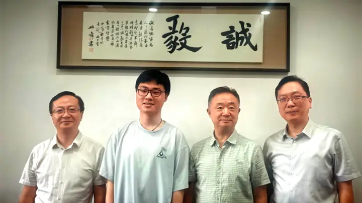 安徽一703分高考生捐6666元零花钱给母校 考生：一点心意表达感恩