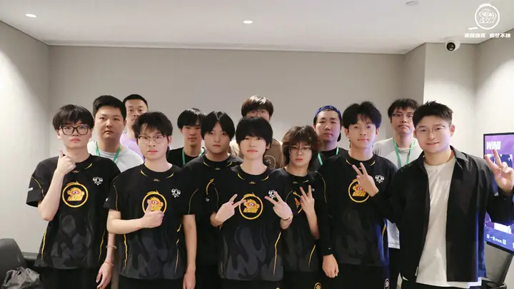 WB3-0LGD，夏季赛未尝一败，昭珏秀起黄忠，老林开始低调