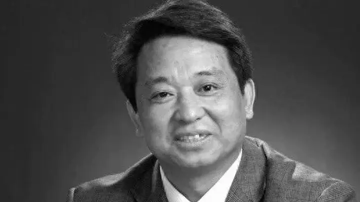 北京师范大学外文学院院长苗兴伟逝世,年仅58岁