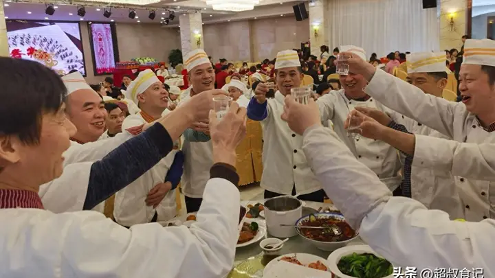 去了十多次鹤岗喝喜酒,发现酒席都有这8个特点,第8点很赞!