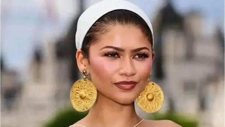 顶流女星佩戴改制古文物耳环引爆热议 文化遗产价值争议引关注