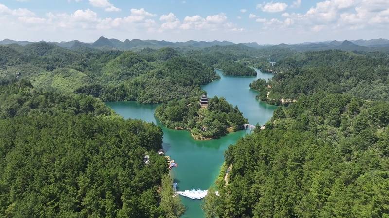 黔南长顺第五届乡村戏剧文化旅游活动启幕