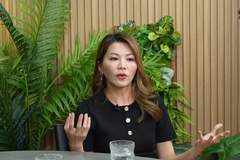林晓峰与前妻出席儿子毕业礼,离婚6年关系良好,前妻称仍像家人