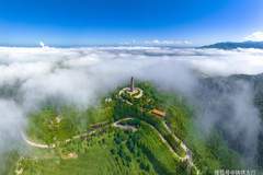 山西左权:文峰塔隐现云海,水墨画卷漫卷鳌峰