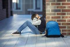 孩子自律靠管控说教没用，给足自主权才养出真自律