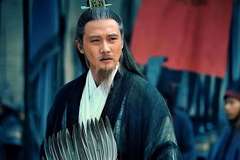 赵云有位副将，后期跟着诸葛亮姜维奋斗了45年，最后竟被小兵杀了