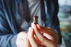 广西“最尴尬”的旅游纪念品？游客直呼：买回去送人会被骂死！