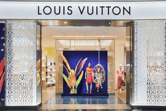 LV法务假扮顾客买包取证,宁波小商户一审被判赔4万,店主:吓出心病