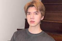 解说平野绫发表侮辱Theshy言论遭联盟处罚，言论无边界致选手粉丝不满惹风波