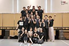 中文音乐剧《简·爱》首演在即，探班解锁成长弧光 导演金圣权：让经典看得懂