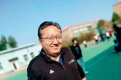 “打架、早恋、满嘴脏话，未来会是怎样的呢？”