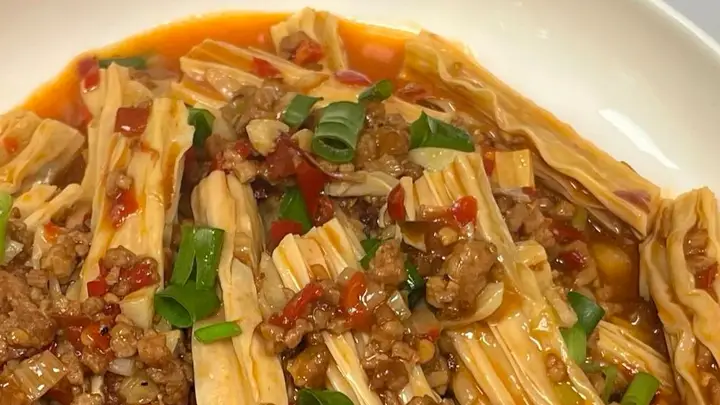 肉沫腐竹:吸汁爆香软糯三连击,家常下饭绝了