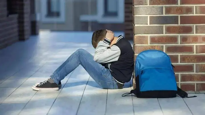 孩子自律靠管控说教没用，给足自主权才养出真自律