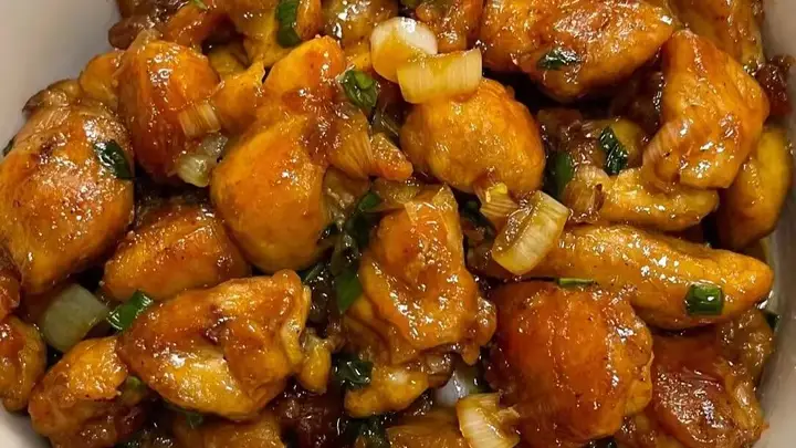 葱烧鸡腿肉滑嫩多汁家常下饭 新手也能复刻的鲜香味绝秘诀