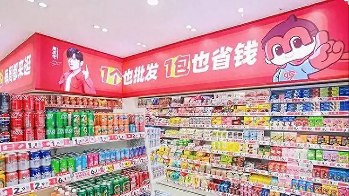 2.1万家门店的低价零食：年测超十万次，品控底线是如何守住的？