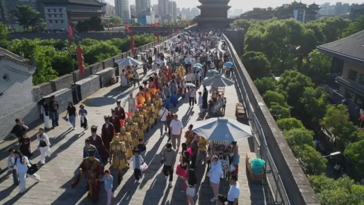 秦地烟火:一场穿越千年的盛夏狂欢