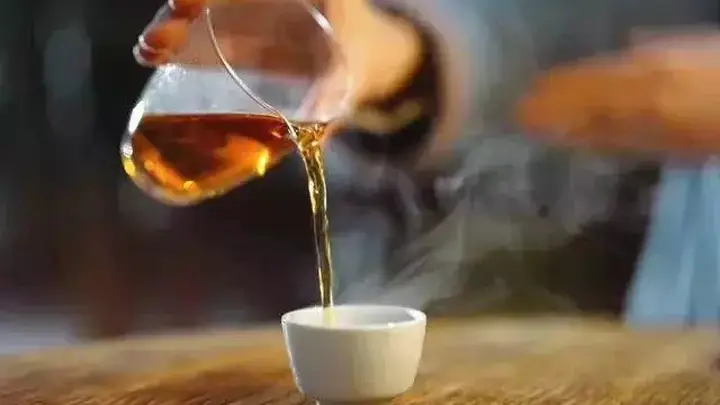 黑茶应该是泡着喝还是煮着喝更好?