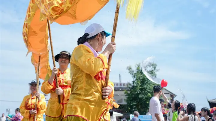 六月六水龙巡游,兴文九丝城镇民俗“活”了